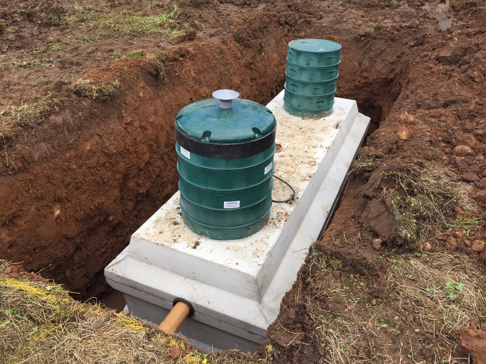 Install of Concrete septic tank - Turley Bros