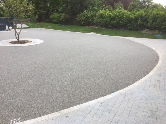 Resin Bound Aggregate for Driveways & Paths Throughout Ireland